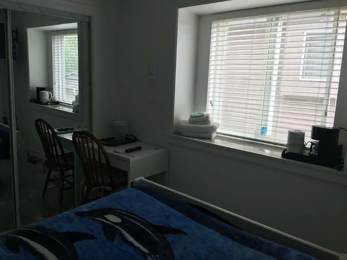White House Bed And Breakfast Vancouver 2*,  Kanada