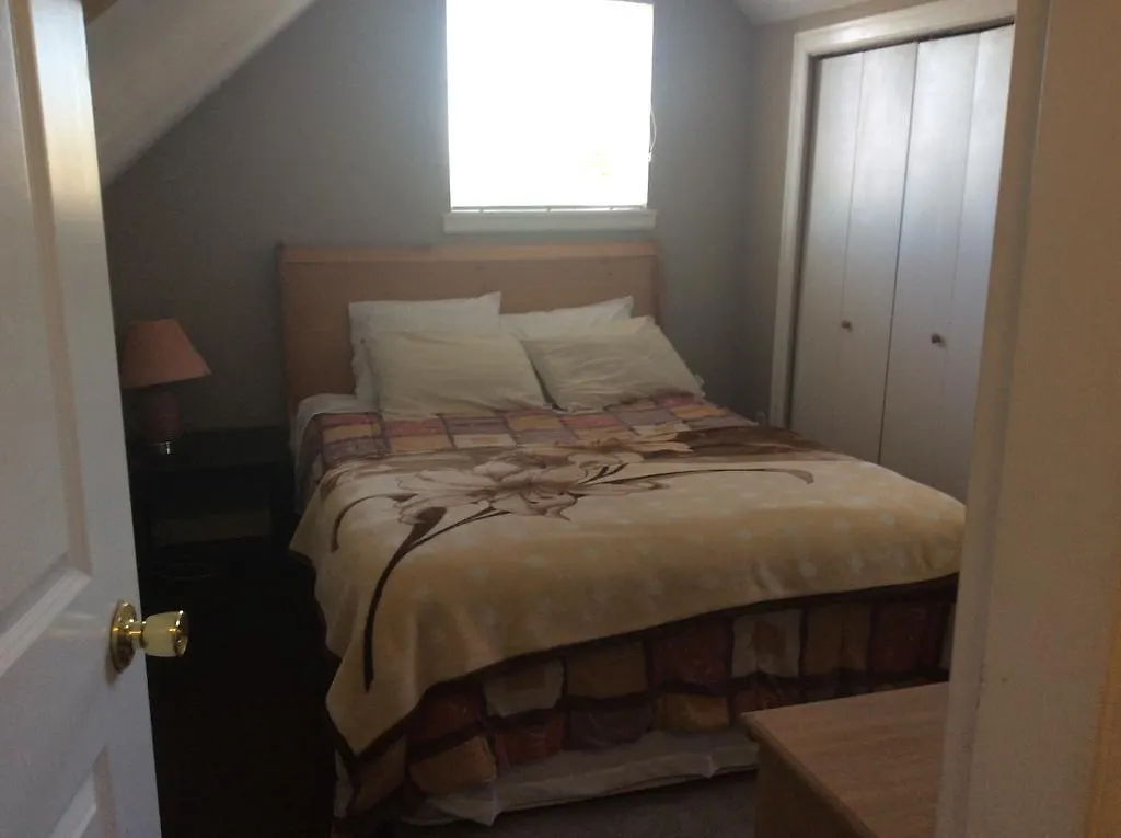 White House Bed And Breakfast Vancouver Bed & Breakfast