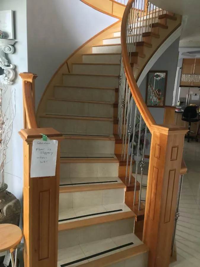 White House Bed And Breakfast Vancouver Bed & Breakfast